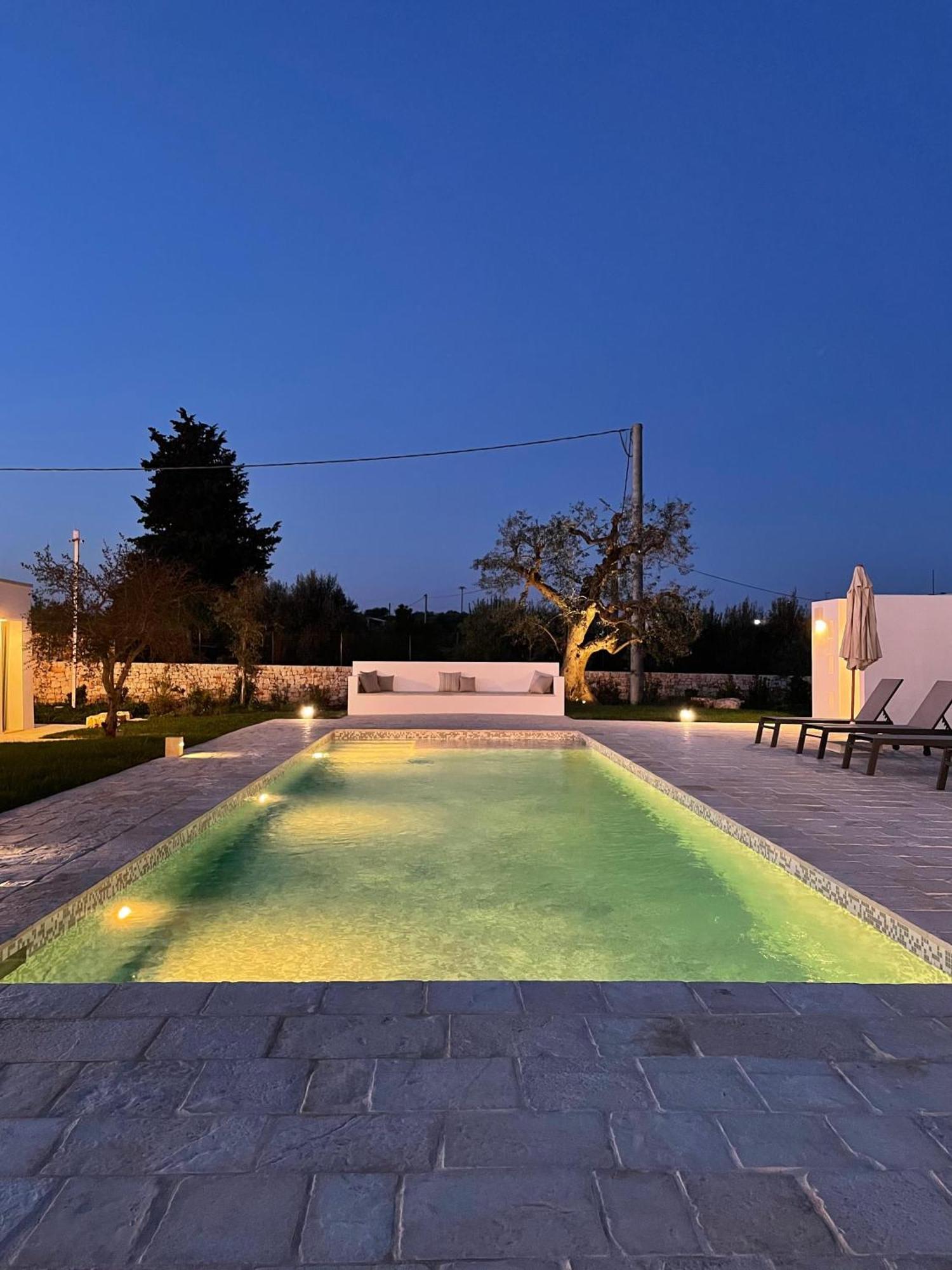Trullo Jale - Boutique Apartments Ostuni Bagian luar foto
