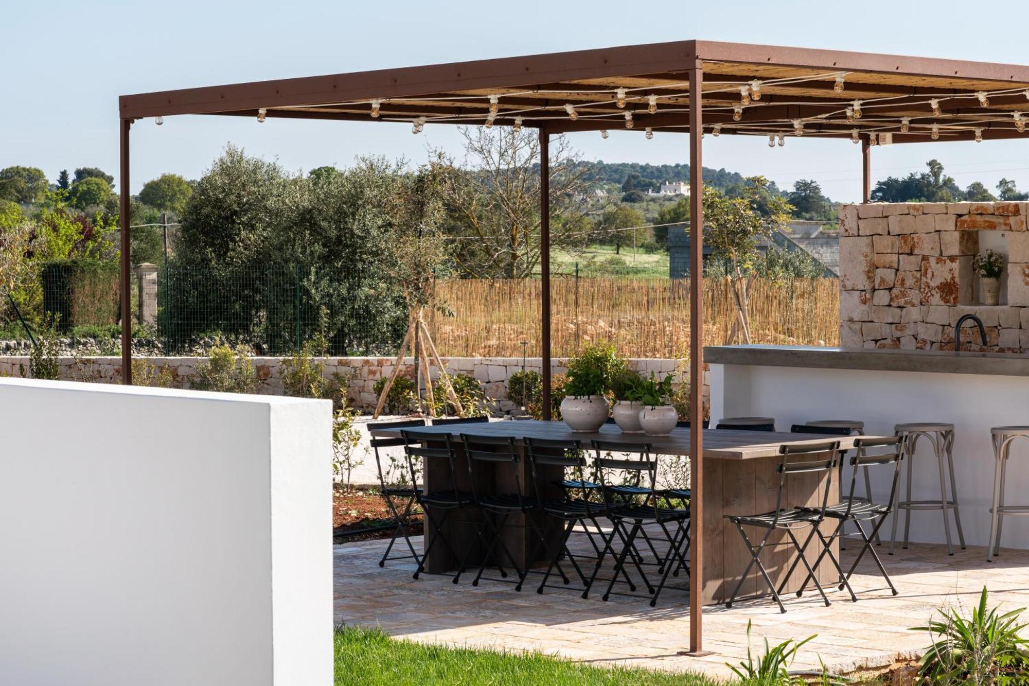 Trullo Jale - Boutique Apartments Ostuni Bagian luar foto