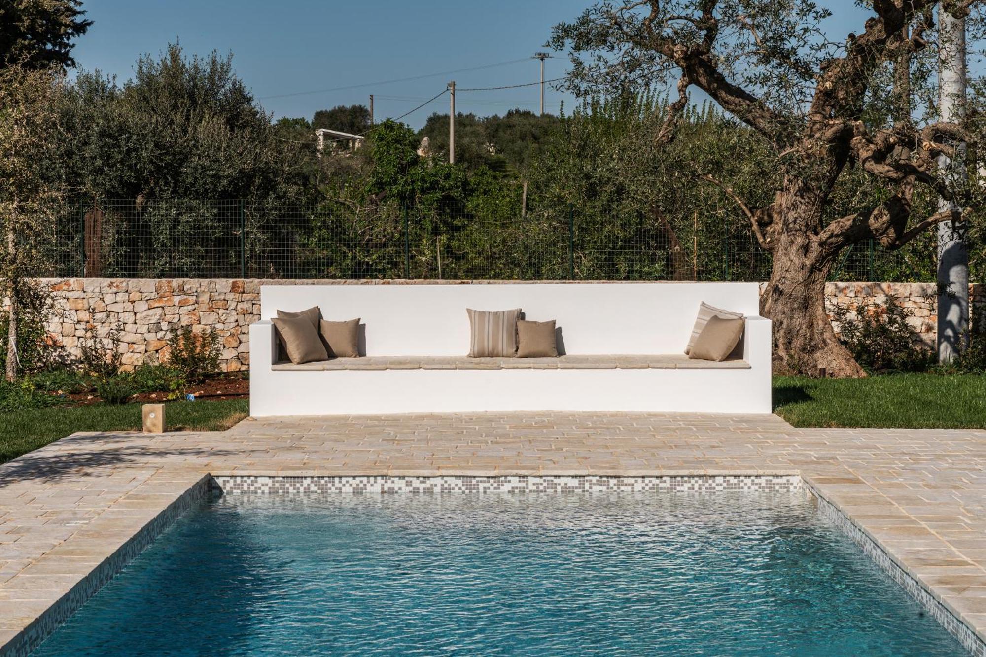 Trullo Jale - Boutique Apartments Ostuni Bagian luar foto