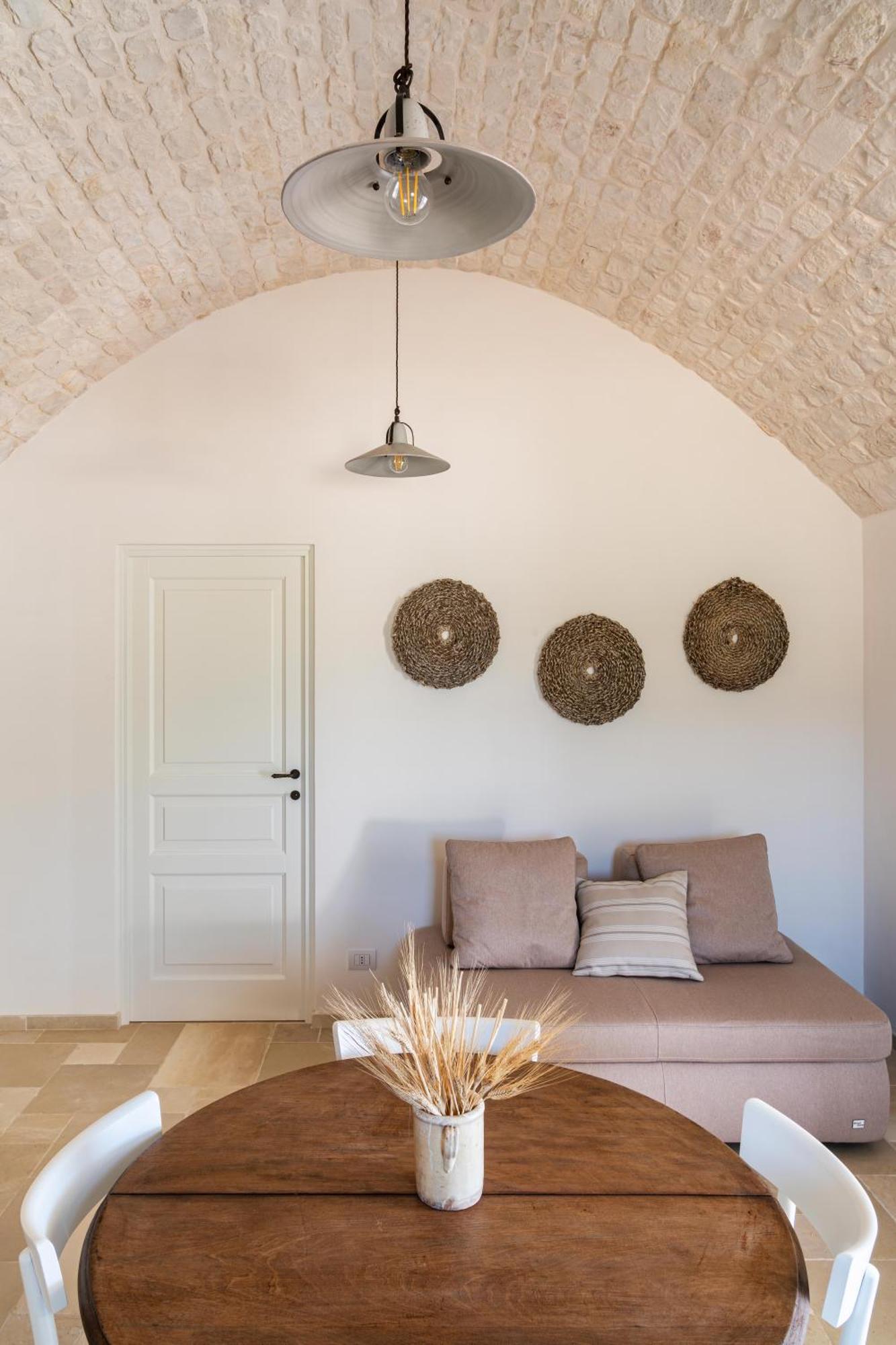 Trullo Jale - Boutique Apartments Ostuni Bagian luar foto