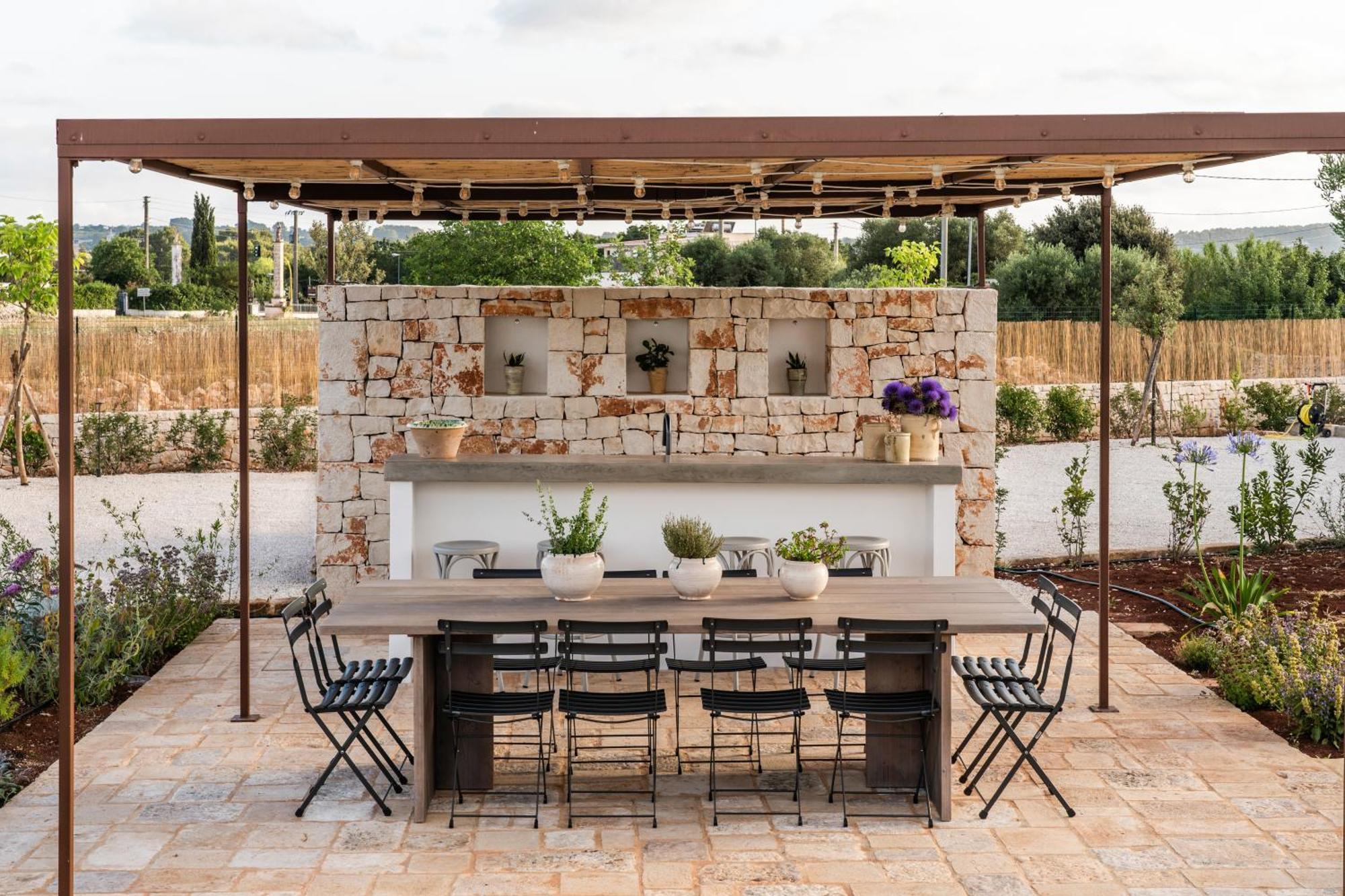Trullo Jale - Boutique Apartments Ostuni Bagian luar foto